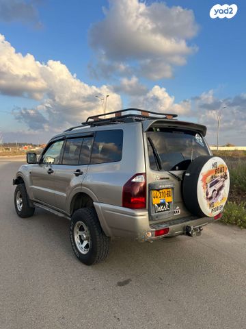 מיצובישי פג'רו