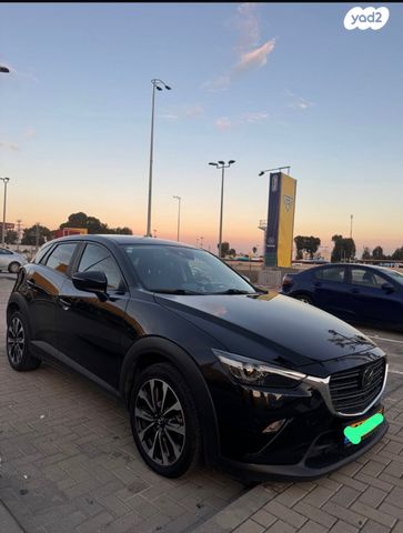 מודעת רכב מאזדה CX-3