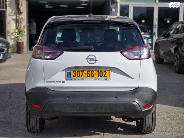 אופל קרוסלנד X