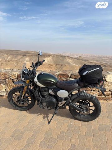 מודעת רכב טריומף Scrambler 400 X