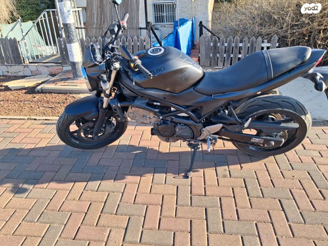 סוזוקי SV650