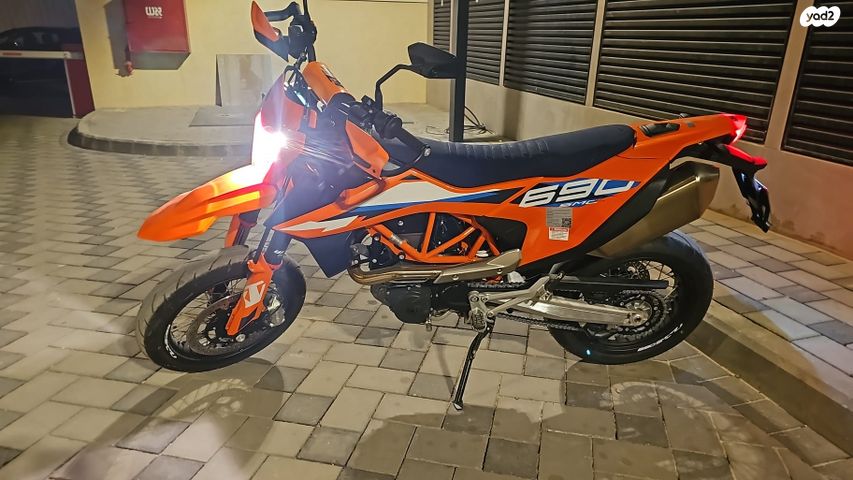 מודעת רכב KTM SuperMoto SMC 690