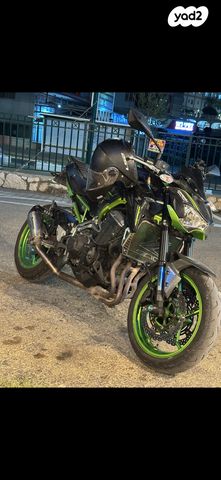 קאוואסאקי Z900
