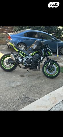קאוואסאקי Z900