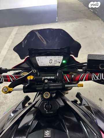 סוזוקי GSXS750