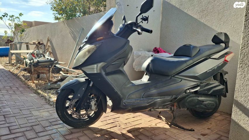 מודעת רכב סאן יאנג ג'וי-מקס 250 XI