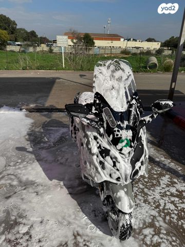 הונדה פורזה 350