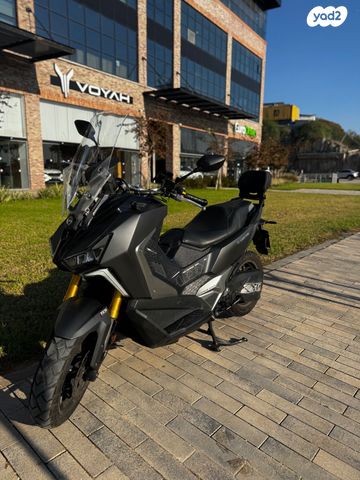 סאן יאנג ADX400