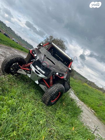 מודעת רכב בומברדיר/קאן אם