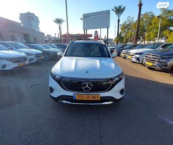 מודעת רכב מרצדס-בנץ EQB