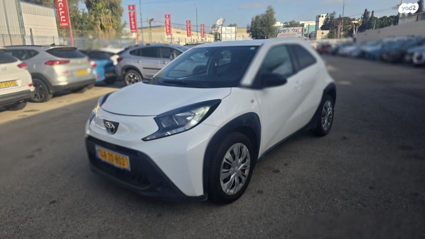 מודעת רכב טויוטה אייגו X