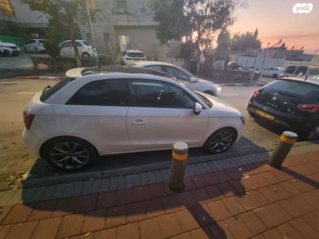 מודעת רכב אאודי A1