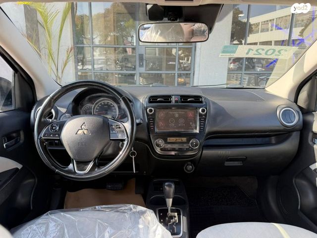 מיצובישי ספייס סטאר