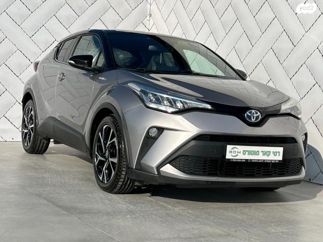 מודעת רכב טויוטה C-HR