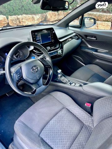 טויוטה C-HR