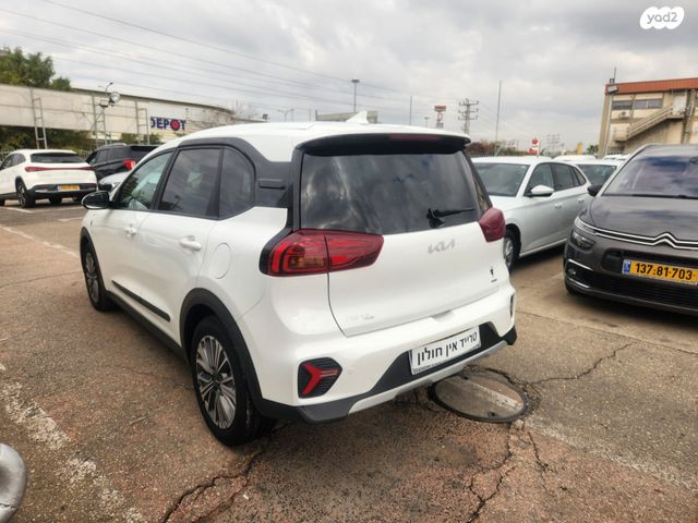 קיה נירו פלוס