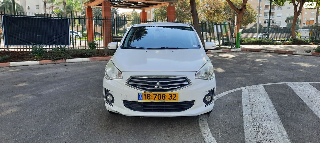 מודעת רכב מיצובישי אטראז'