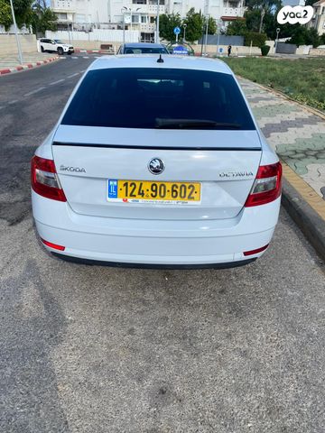 סקודה אוקטביה