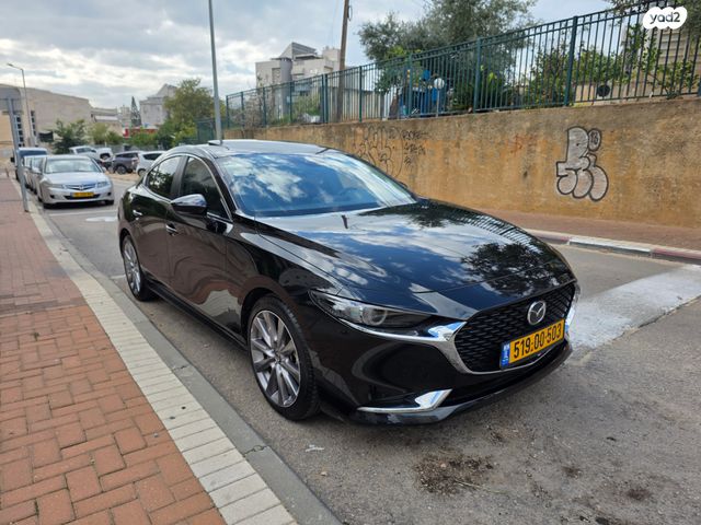 מאזדה 3