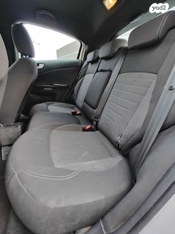 אלפא רומיאו ג'ולייטה