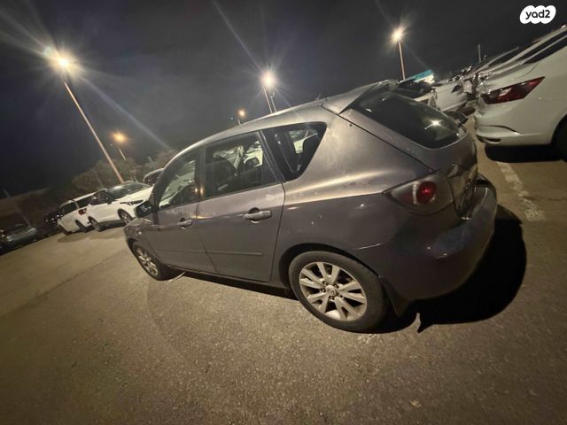 מודעת רכב מאזדה 3