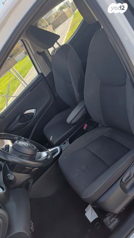 טויוטה יאריס