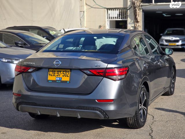 ניסאן סנטרה