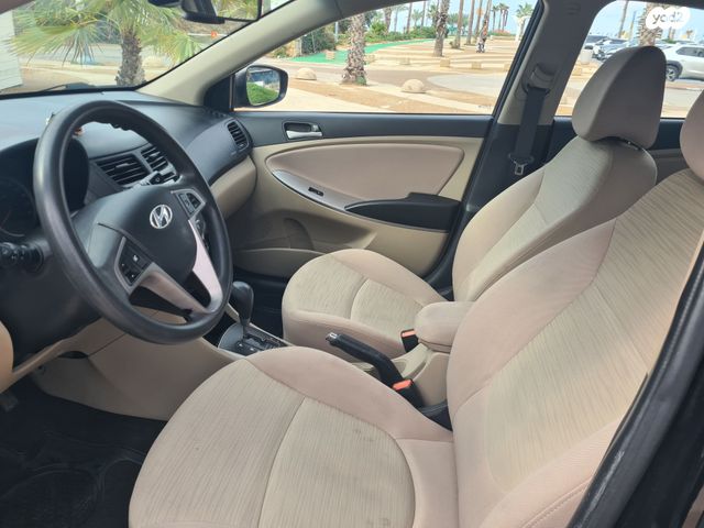 יונדאי אקסנט i25