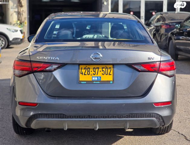 ניסאן סנטרה