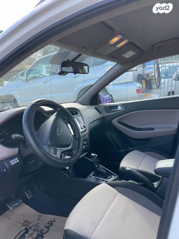 יונדאי I20 קרוס