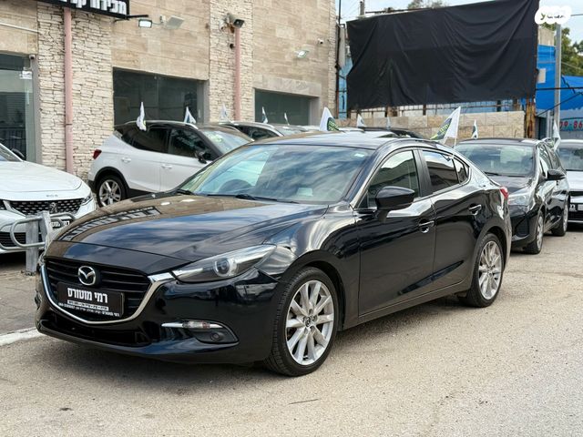 מודעת רכב מאזדה 3