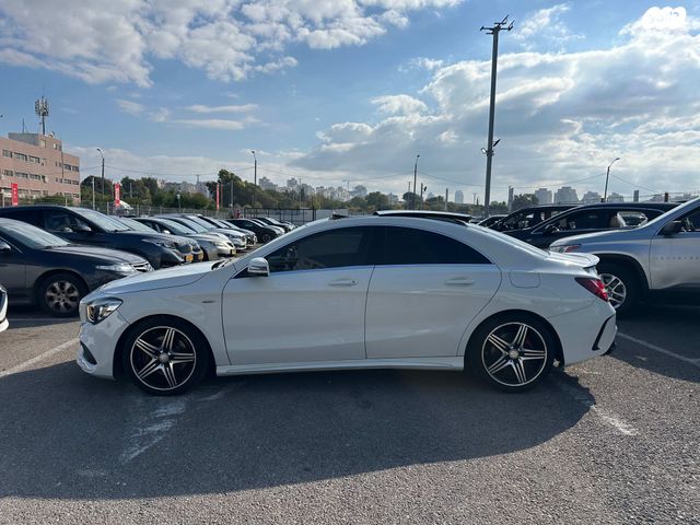 מרצדס-בנץ CLA