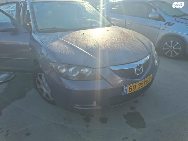 מודעת רכב מאזדה 3