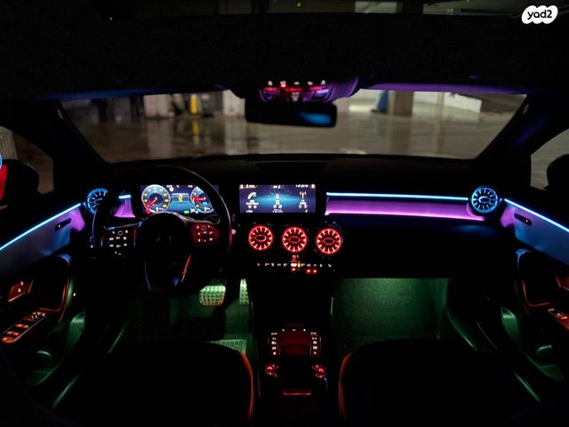 מרצדס-בנץ CLA