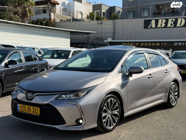 טויוטה קורולה