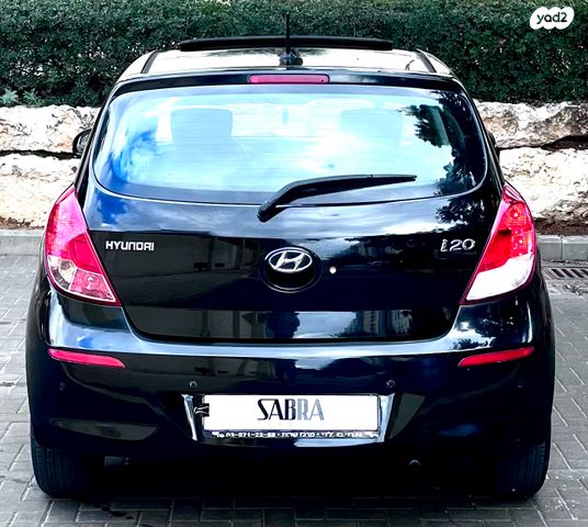 יונדאי i20