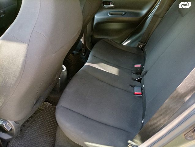 טויוטה אייגו X