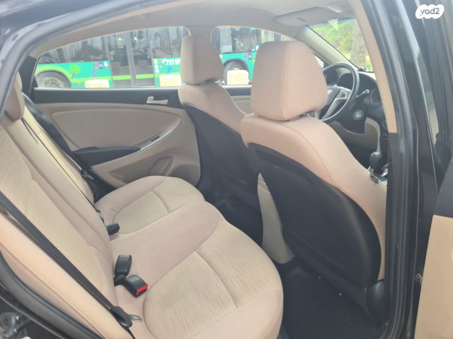 יונדאי אקסנט i25