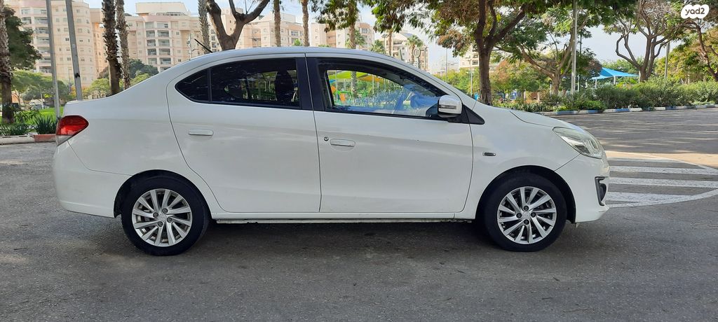 מיצובישי אטראז'