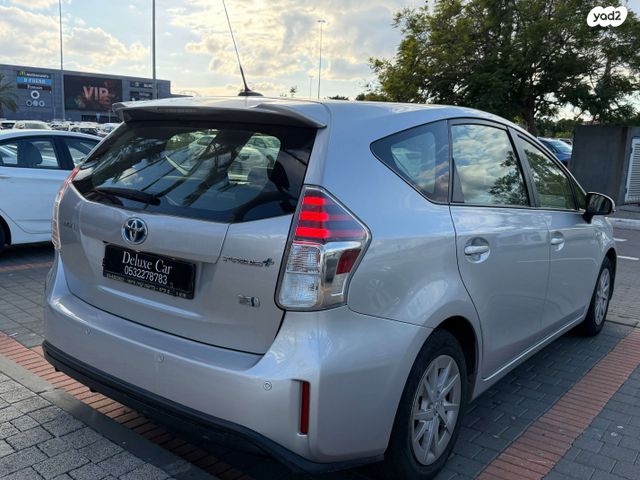 טויוטה פריוס פלוס