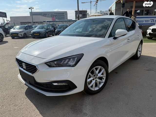מודעת רכב סיאט לאון