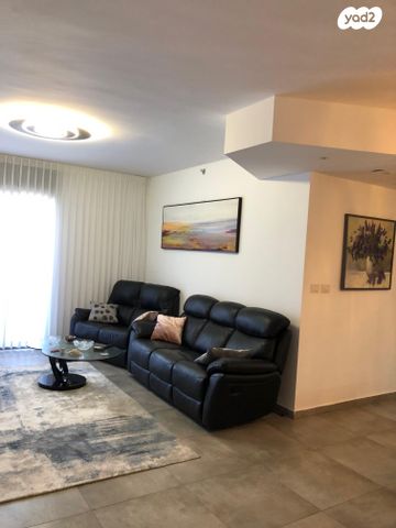 דירה, הגל 6, החותרים, טירת כרמל