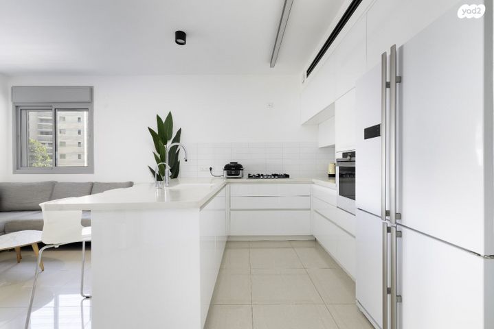 דירה, האימהות 10, סביוני נצר סירני, נס ציונה