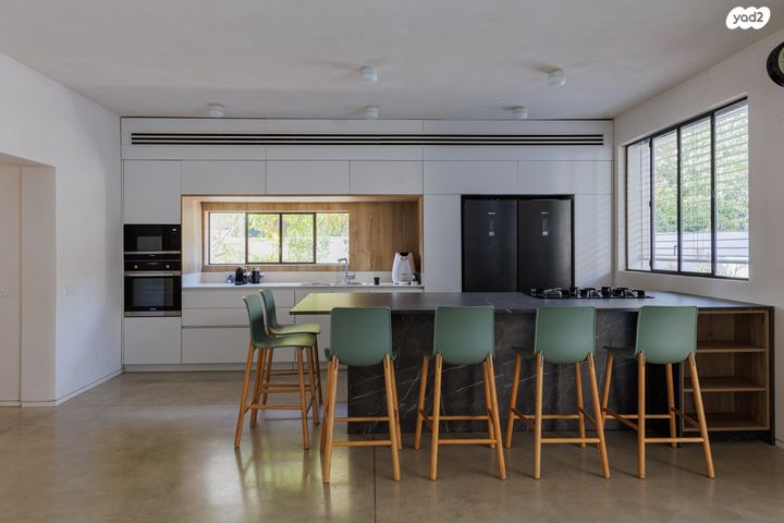 דירת גן, בנימין מטודלה 40, שיכון דן, נווה דן, תל אביב יפו