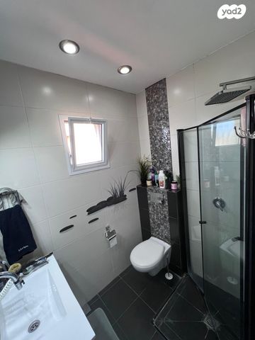 מצפה האגם 10