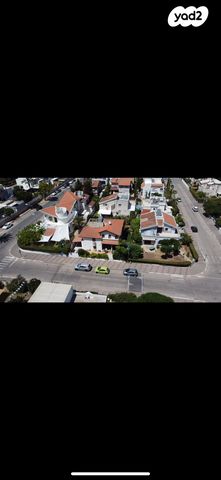 בית פרטי/ קוטג', מרגנית 16, בנה ביתך, קרית ים