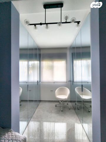 דירת גן, שושנת הכרמל 40, כרמל מערבי, חיפה