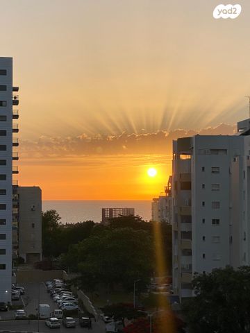 שדרות הציונות 7