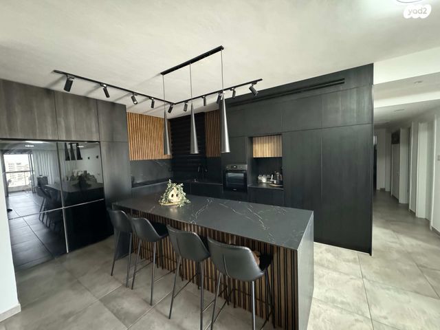 דירה, הרב אבא אבוחצירה 13, שדרות בפארק, שדרות