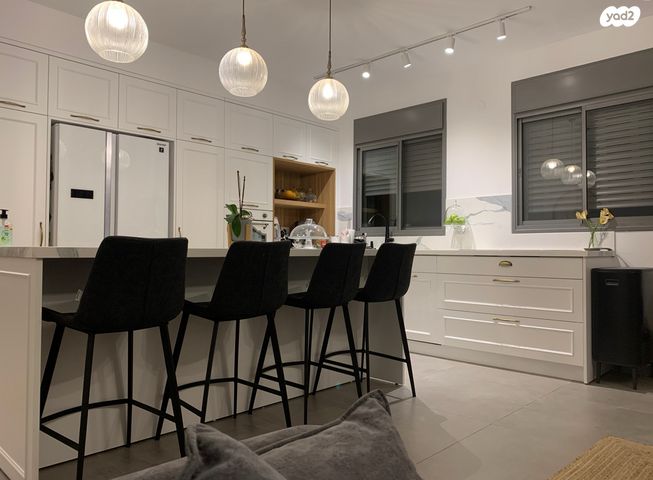 דירת גן, הבוצר 1, שכונה 8, תל מונד